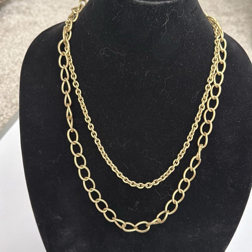 Stella & Dot gold tone necklace and bracelet